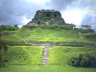 "El Castillo", the largest pyramid at Xunantunich.